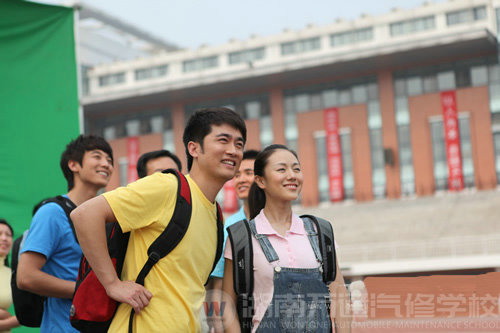 讀最好的汽修學(xué)校省時(shí)省錢好創(chuàng)業(yè) 就業(yè)升學(xué)兩不誤