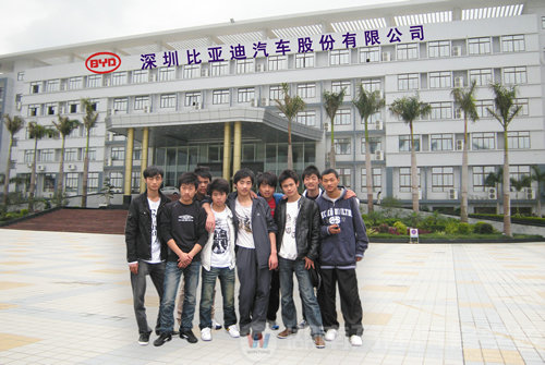 湖南萬(wàn)通汽車學(xué)校成功學(xué)子李楊