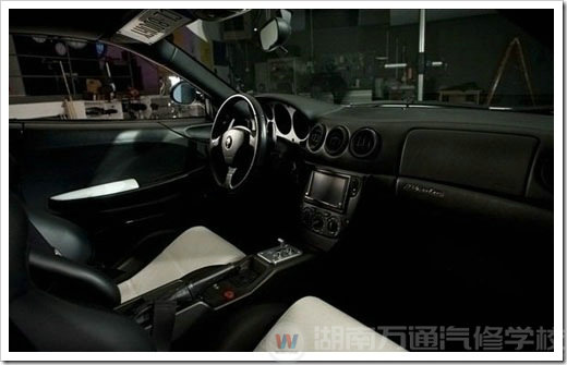 法拉利360 Modena的訂制超跑蘇米蘇拉F101