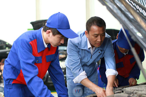 湖南萬通-精英化教師隊伍的締造者