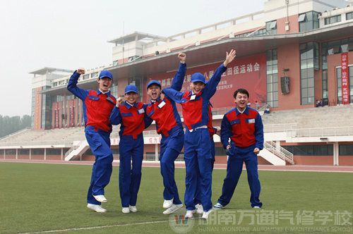 中職教育擔重任 湖南萬通給力支持