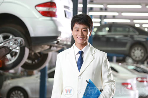 萬通汽修學(xué)校培養(yǎng)專業(yè)技能型人才的“練兵場”