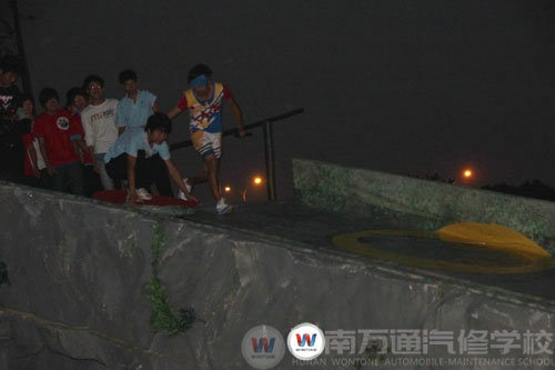 主持人助跑挑戰(zhàn)