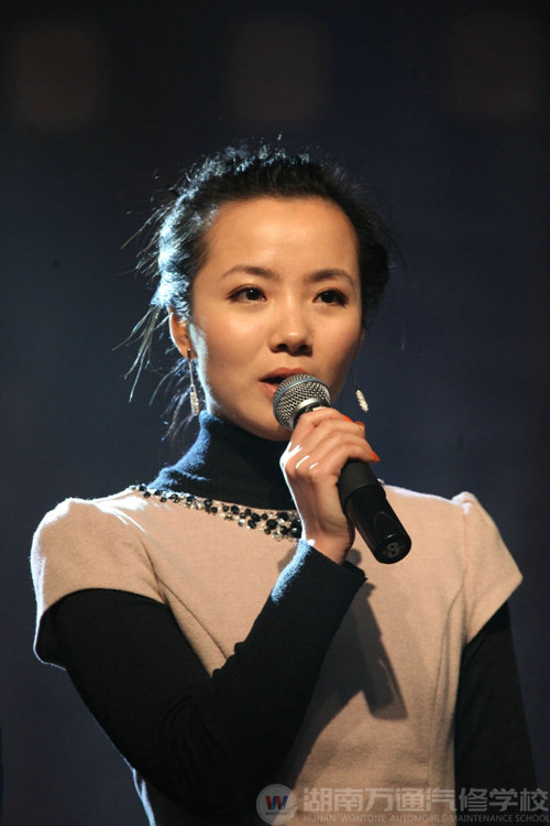 受過國王接見的神秘女主角