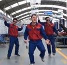 汽檢一班90后學(xué)生《汽修style》PK鳥叔《江南style》