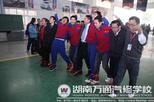 師生為勝利吶喊