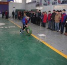 趣味運(yùn)動(dòng)會(huì)：師生齊上陣 賽場(chǎng)樂翻天