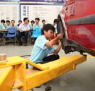 學(xué)習(xí)成果考場上見分曉 湖南萬通學(xué)子期末考試進(jìn)行時(shí)