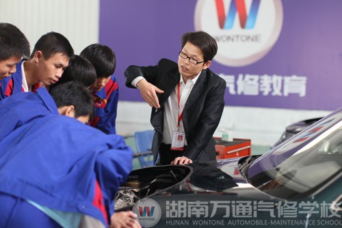 湖南萬通汽車學(xué)校名師風(fēng)采林炯