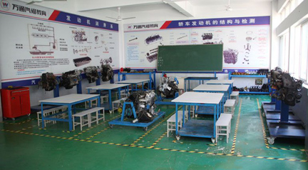 湖南萬通汽車學(xué)校汽車發(fā)動機實訓(xùn)中心