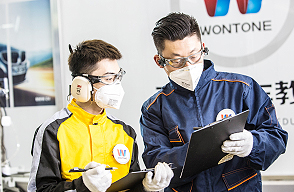 湖南萬(wàn)通汽車(chē)學(xué)校_奔馳寶馬車(chē)分組實(shí)訓(xùn)