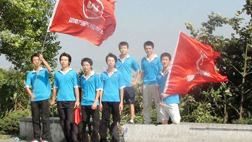 湖南萬(wàn)通汽修學(xué)校，暑期訓(xùn)練營(yíng)活動(dòng)