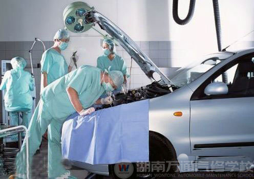 湖南萬通汽修學(xué)校，汽車醫(yī)生