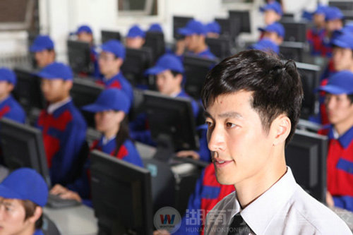 湖南萬(wàn)通汽修學(xué)校讓你成功