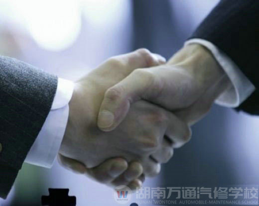 湖南萬通汽修學校五重就業(yè)網(wǎng)絡(luò)