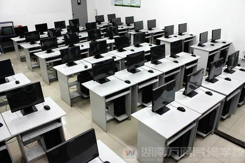 萬通汽修學校杰出校友