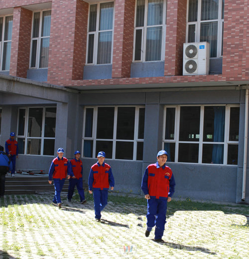 成長(zhǎng)中的萬(wàn)通學(xué)子