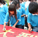 2011 我們懷著信心和期待前行