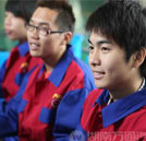 “今年過(guò)年哪也不去 要去就去萬(wàn)通學(xué)汽修”