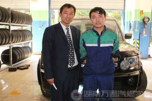 湖南萬通杰出學(xué)子-胡易晶