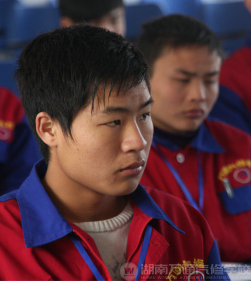 萬通學(xué)子 用技術(shù)改寫生命的傳奇