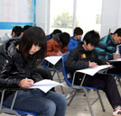 嚴(yán)抓考場(chǎng)紀(jì)律 給家長(zhǎng)滿意成績(jī)