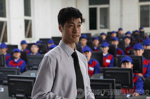 萬通汽修培養(yǎng)實(shí)用性人才