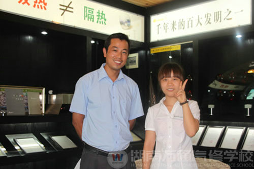 湖南萬通汽修學(xué)校對杰出校友進行回訪