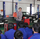 授予學生過硬汽修技能 萬通造就職場新貴