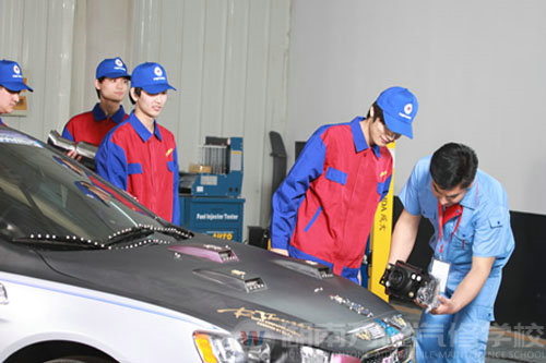 千龍網(wǎng)：辦家長滿意的汽修學(xué)校