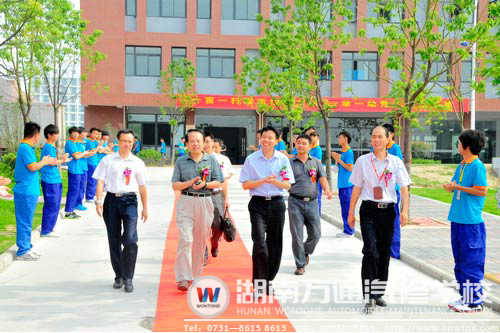 汽修專家朱軍教授講學(xué) 