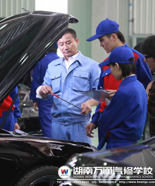 萬通為社會培養(yǎng)出高素質(zhì)的汽修人才