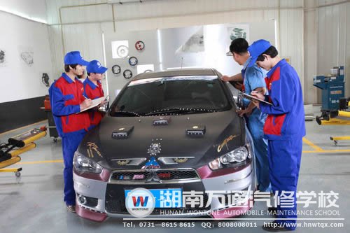 
低學(xué)歷人群學(xué)汽修，也能取得高成就