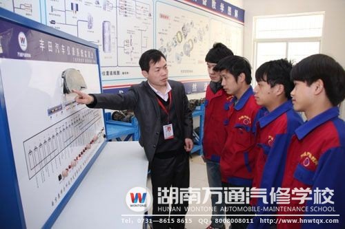 提升教學(xué)質(zhì)量，授予學(xué)生實(shí)用技能