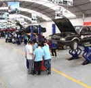 初中生學(xué)汽修 選哪所學(xué)校好？