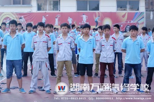 新生們用最好的狀態(tài)迎接每一天的學(xué)習(xí)生活