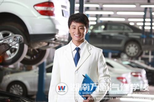 萬通學子學汽修，成為企業(yè)青睞的&ldquo;汽車醫(yī)生&rdquo;
