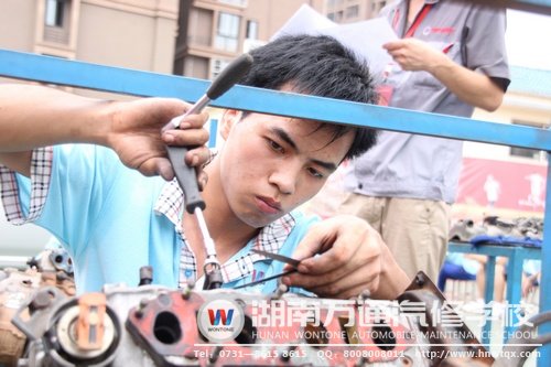 比賽時，保持積極心態(tài)很重要。瞧，這位選手就十分淡定哦