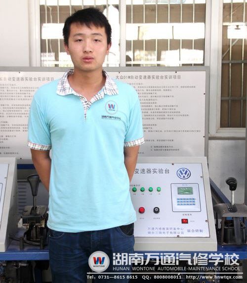 尹俊良告別了在廣州的漂泊生活，來到了湖南萬通