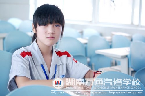 16歲的唐林會在如花的年齡里，選擇了學汽修