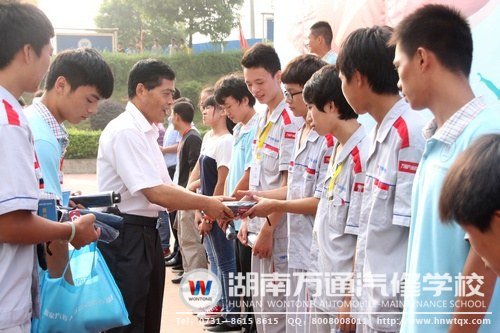 頒獎(jiǎng)進(jìn)行時(shí)！