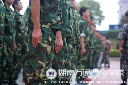 嚴(yán)謹(jǐn)如一，將姿勢做到最好！