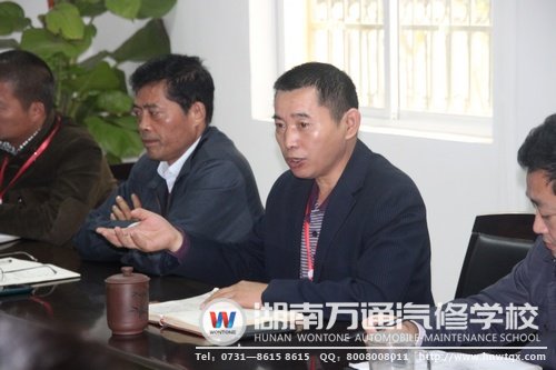 潘助理與陳書記分別提出了提出了教學(xué)質(zhì)量季活動(dòng)實(shí)施的目標(biāo)