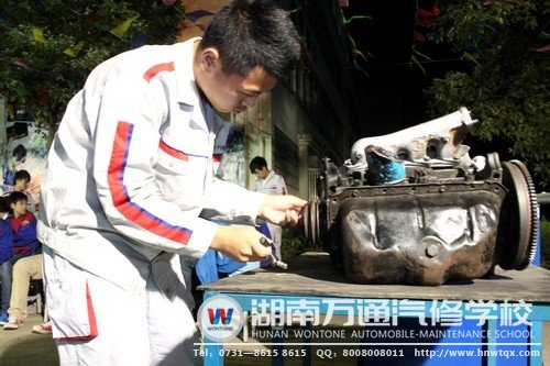 選手們賽出真水平，為班級(jí)爭(zhēng)光！