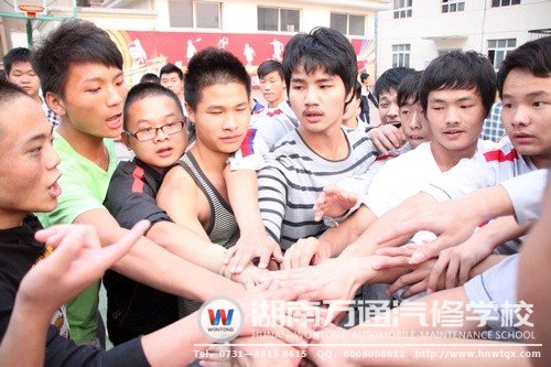 &ldquo;讓我們一起加油，成為全校最棒的班級&rdquo;！