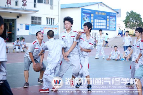 晨訓(xùn)&mdash;&mdash;加強(qiáng)身體素質(zhì)鍛煉