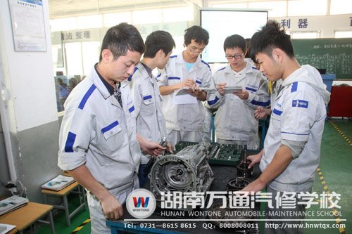 小組之間互相監(jiān)督，共通成長(zhǎng)