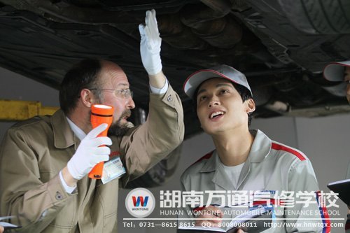 學(xué)汽修，搶占先機