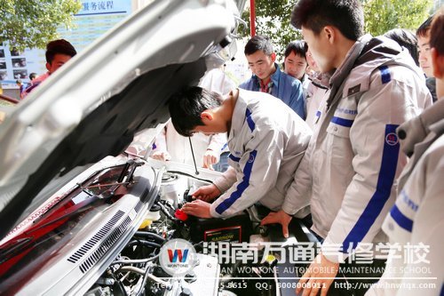 自己動(dòng)手練汽修功夫
