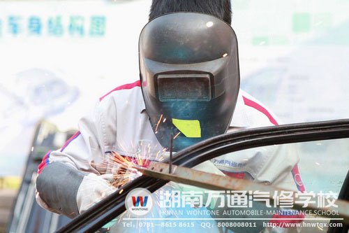 同學(xué)們這么努力，&ldquo;紅色法拉利&rdquo;沒有理由不耀眼！